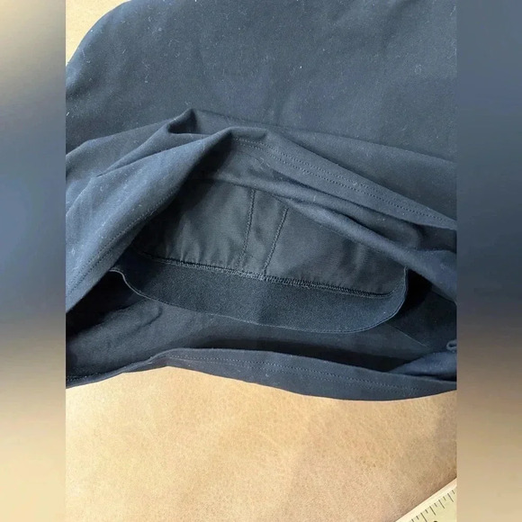 Athleta Tank W/ Built In Bra Black Women’s Size XS - Picture 6 of 8